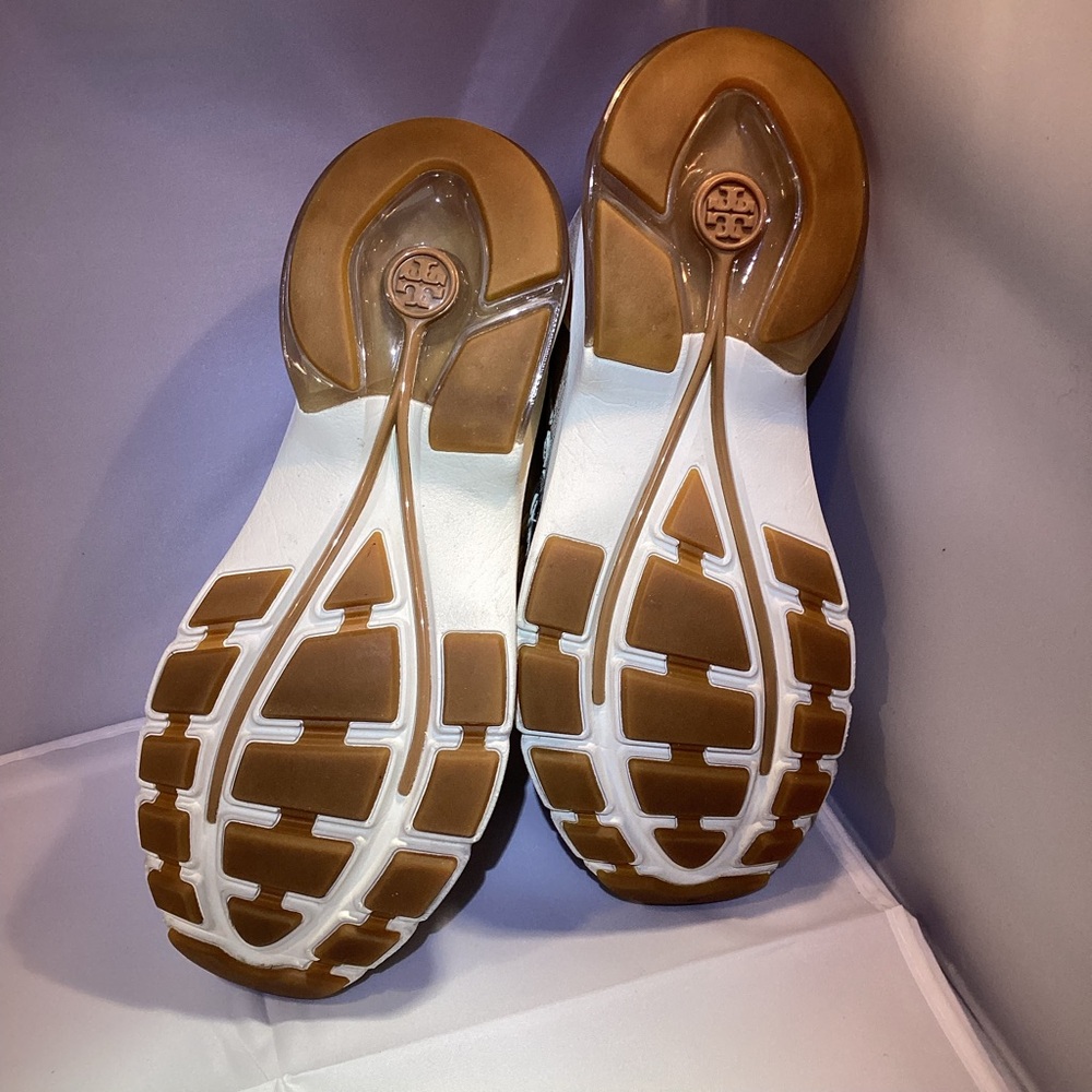 TORY BURCH MONOGRAM GOOD LUCK TRAINER - Picture 6 of 6